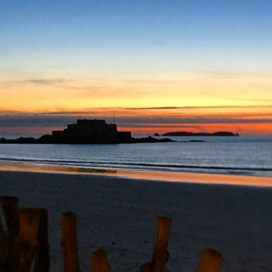 Apartment Le 1727 Saint-Malo Exteriör bild